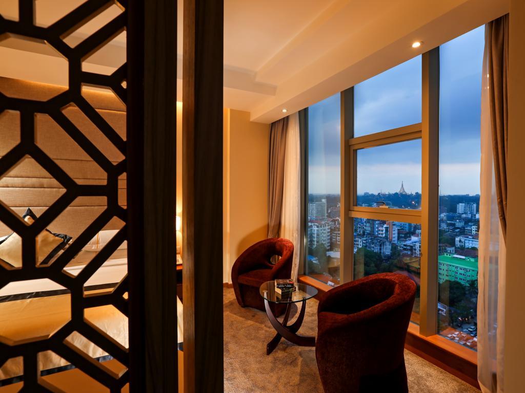 Jasmine Palace Yangon Exteriör bild